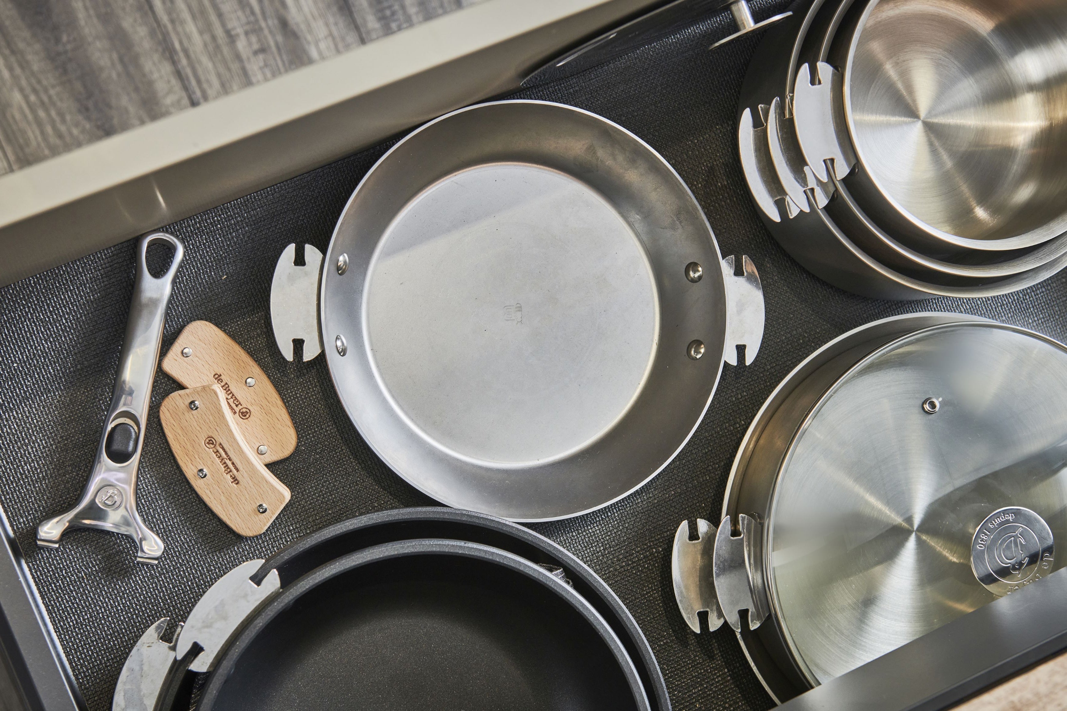 What You Need To Know About Removable Handle Cookware – de Buyer