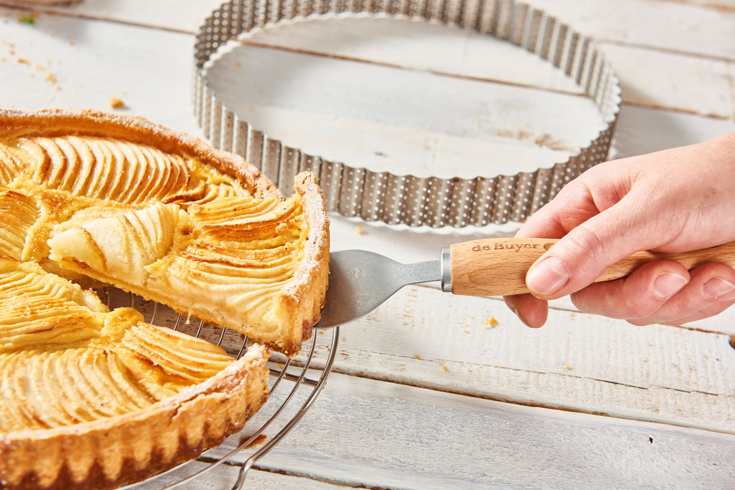 Round Fluted Tart Ring with Removable Base